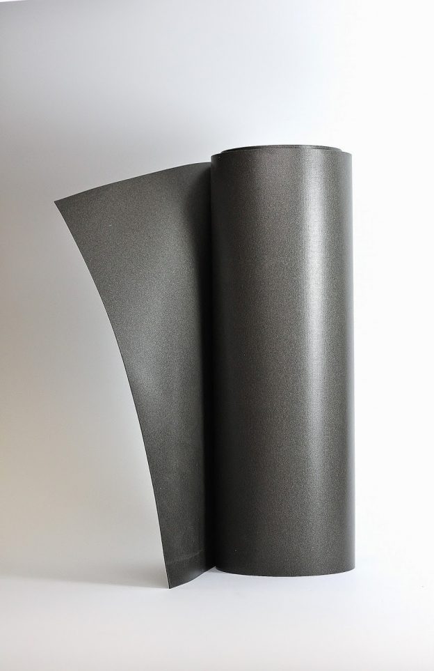 SNE-556-R